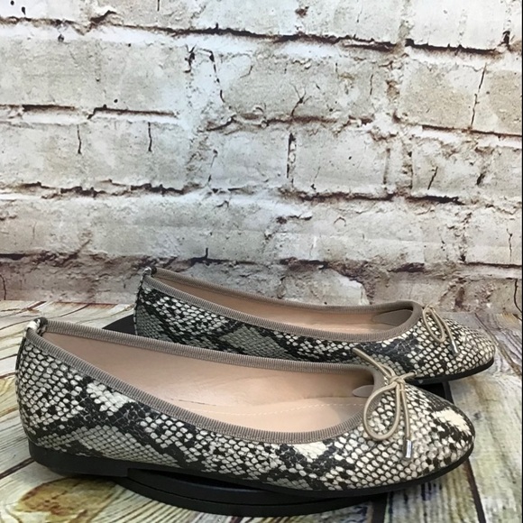 Trary For Life Tan Snake Scales Print Bow Tassel Slip On Ballet Flats Size 5 - Picture 9 of 9